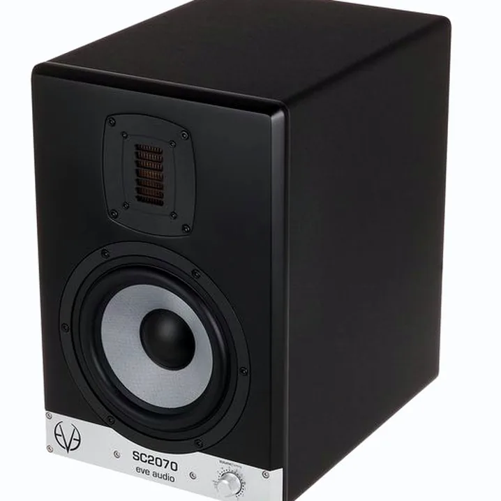 Eve Audio Sc2070