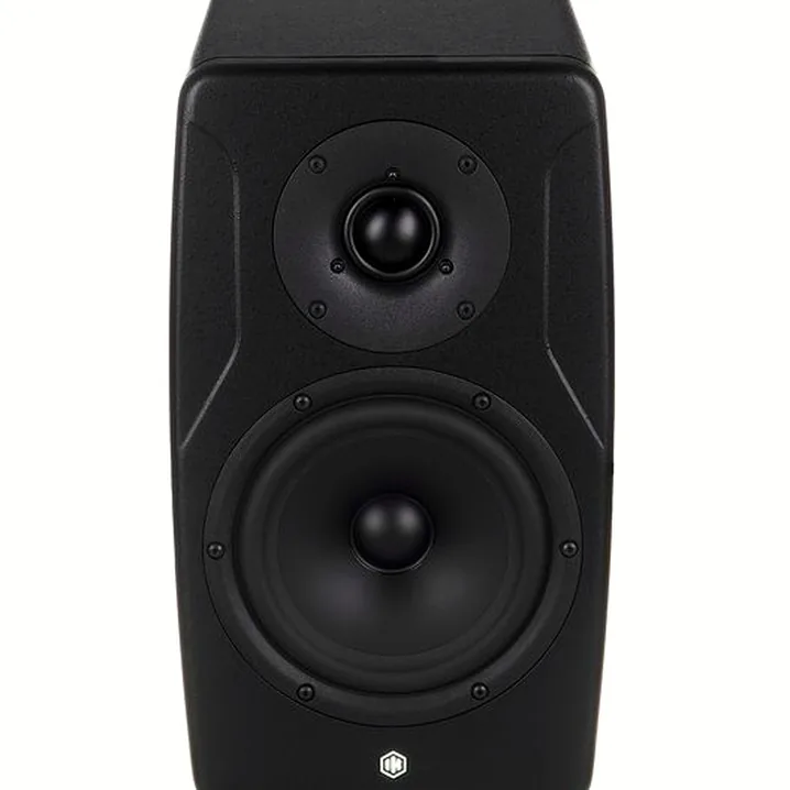 IK Multimedia iLoud Precision 6 MKII Avis : Une mise à niveau sensée pour le home studio ?